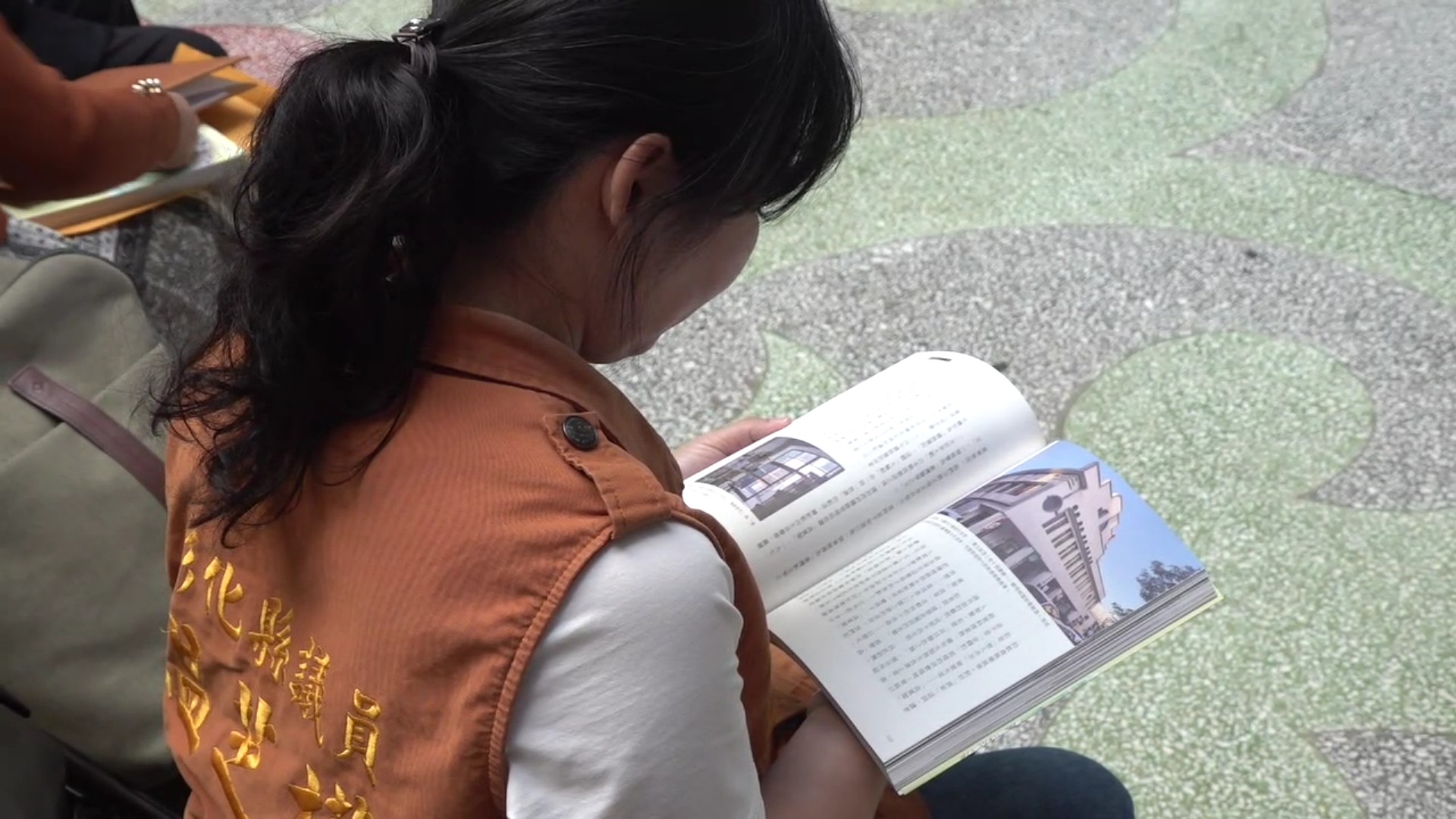 《半線走讀散步策》首發!跟著書走,慢遊彰化三百年古城 - https://www.watchmedia01.com