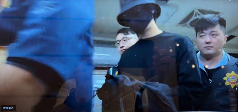 《圖說》今日遭拘提4名藝人均坦承涉「閃兵」，警詢後已於下午依偽造文書、妨害兵役罪嫌移送新北地檢署偵辦。〈取自電視〉