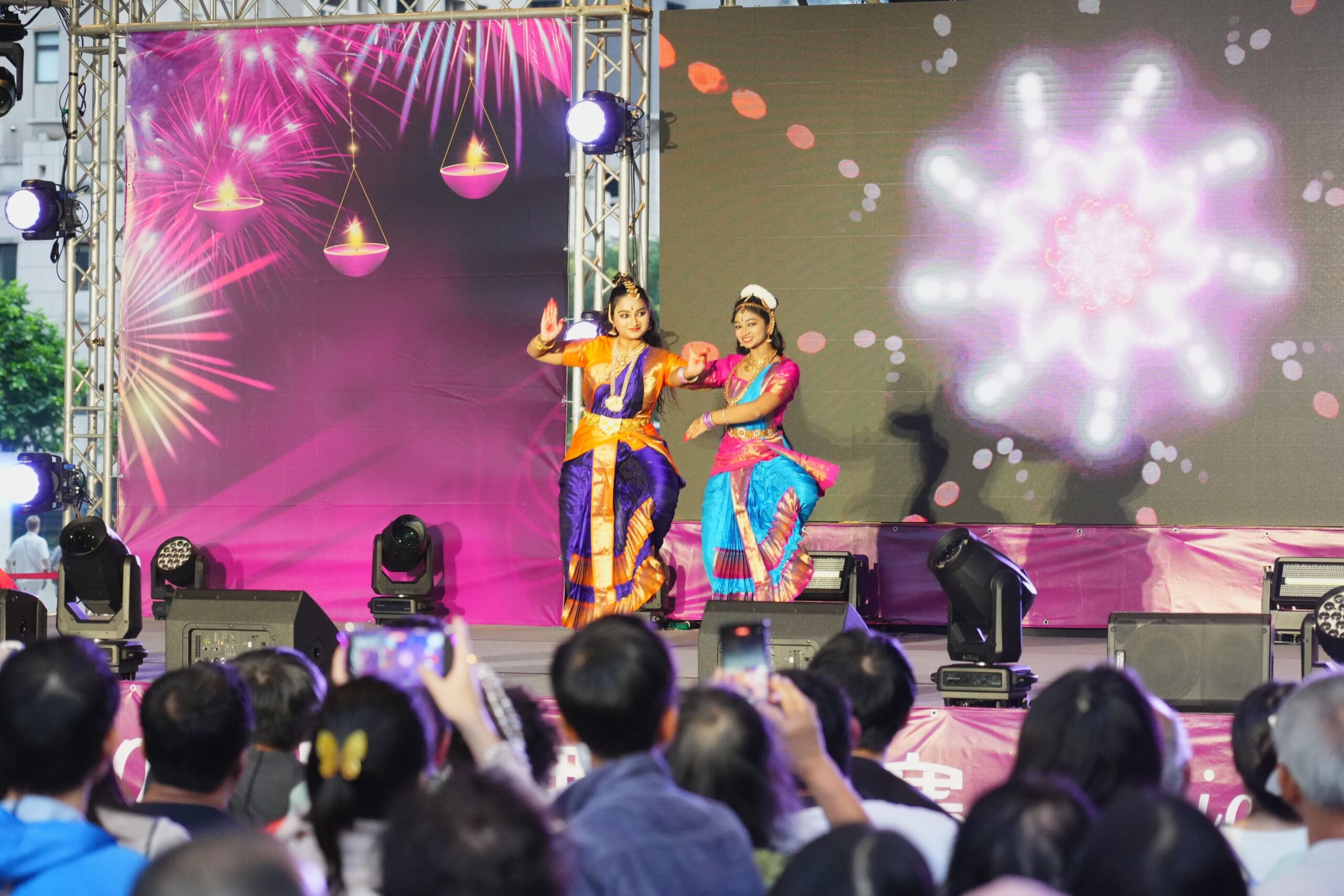 排燈節慶典移師台中！　首屆印度舞大賽high翻全場 黃副市長：持續深化台印友誼