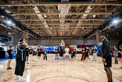 TMGM攜手布魯克林籃網隊舉辦私人見面會：趣味迷你遊戲與精彩客戶互動打造難忘體驗。