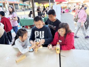 999 5 - 報新聞 Mega News