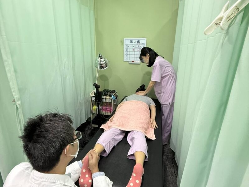 圖文:詠昇中醫:富貴要人幫 富貴包可找醫師幫黃永昇醫師/提供。