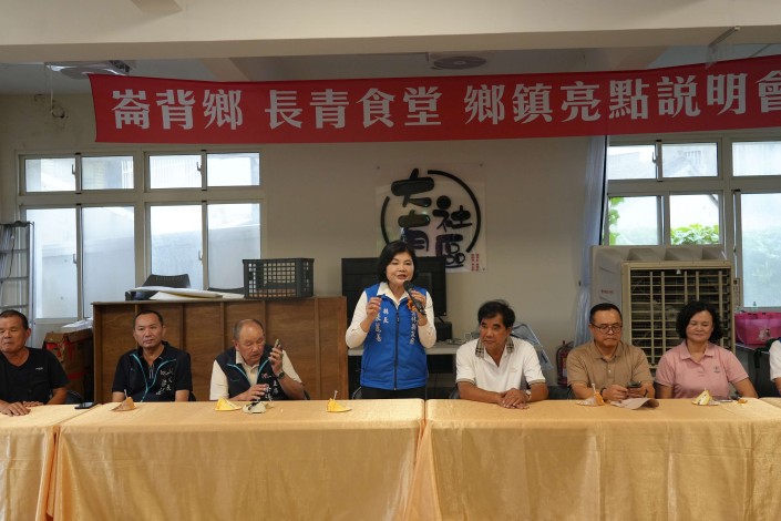 張縣長強調,未來將持續保存客庄文化、發展實驗教育、推動智慧農業,並完善治水、交通、醫療及長照服務,讓崙背成為兼具客庄人文、產業發展與宜居生活的鄉鎮。